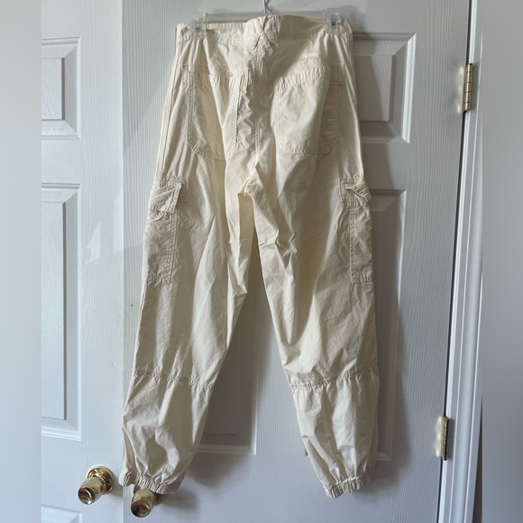 Urban Outfitters Cream Cargo Pants - Picture 2 of 3